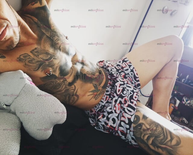 FOTOS DE DIEGO. JOVEN ATLÉTICO Y CALIENTE QUE CUMPLIRÁ TODAS TUS FANTASÍAS