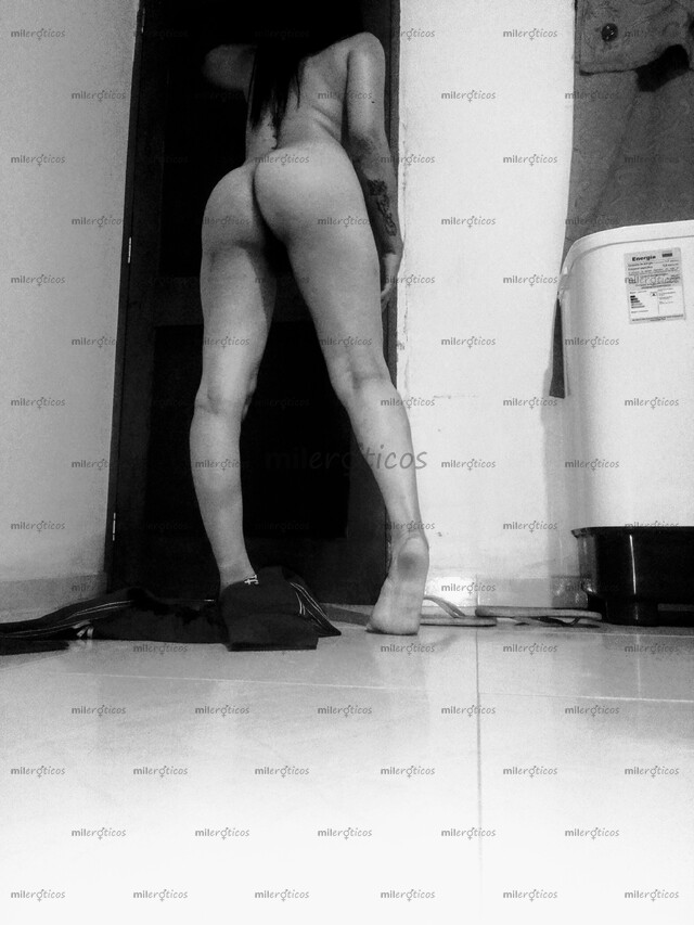 FOTOS DE HOLA MI NOMBRES ES NAZA A ESTOY POR POCOS DÍA EN TU CIUDAD