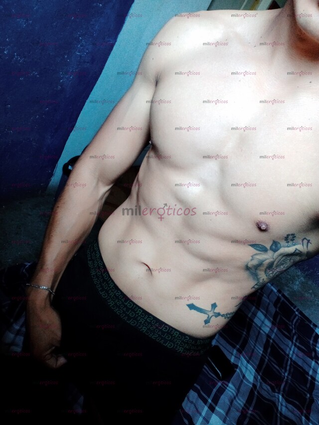 FOTOS DE NIÑO VERGOON Y CON MUCHA LECHE , DISPUESTO A CUMPLIR TUS MAS ENFERMAS FANTASIAS