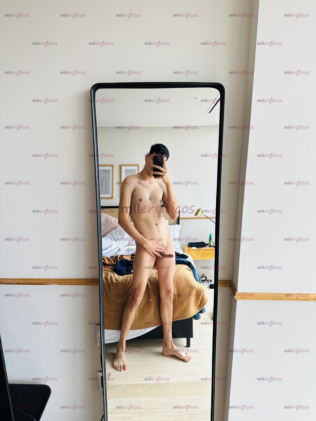 FOTOS DE DE REGRESO POR UNOS DÍAS CHICO ALTO GUAPO DELGADITO WERITO