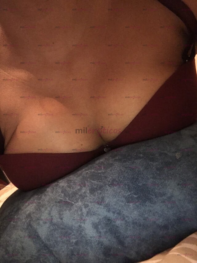 FOTOS DE ZONA EXCLUSIVA DE GALERÍAS , LINDA ESTUDIANTE , COQUETA Y ATREVIDA PARA TI .