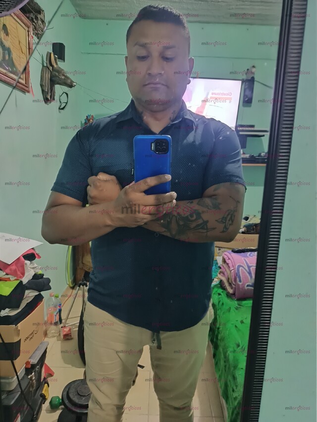 FOTOS DE HOMBRE DE COMPAÑÍA, GIGOLÓ Y MASAJISTA