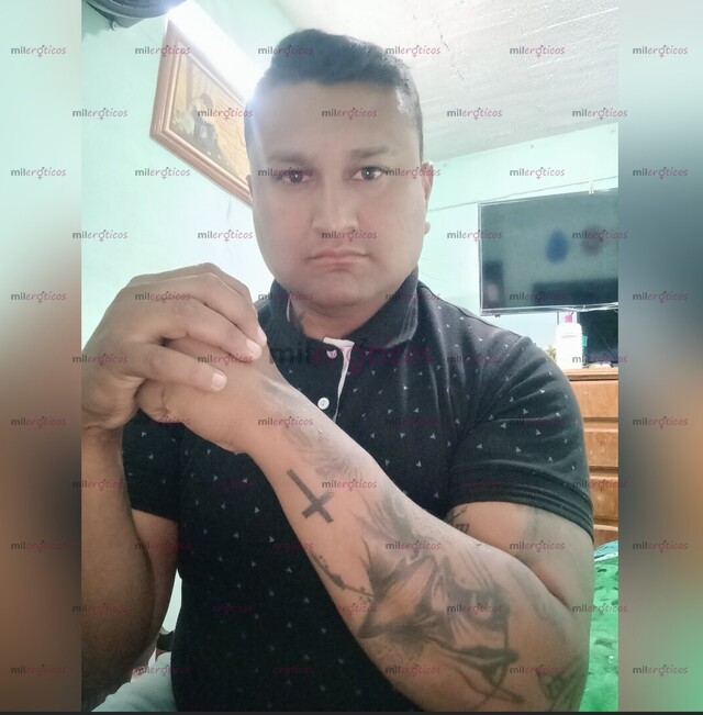 FOTOS DE HOMBRE DE COMPAÑÍA, GIGOLÓ Y MASAJISTA