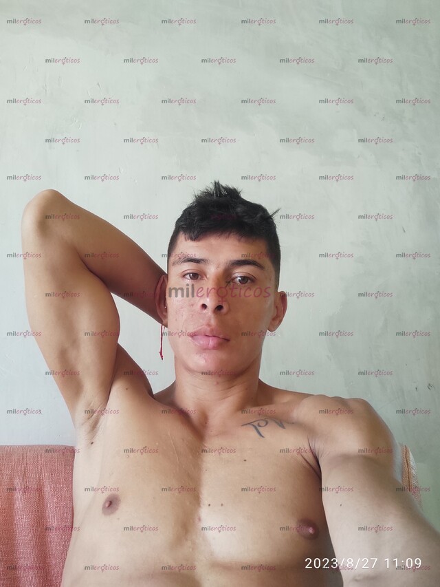 FOTOS DE SOY UN CHICO SÚPER DOTADO CON UNA DOTACIÓN DE 24 CENTÍMETROS MI SERVICIO ES PARA