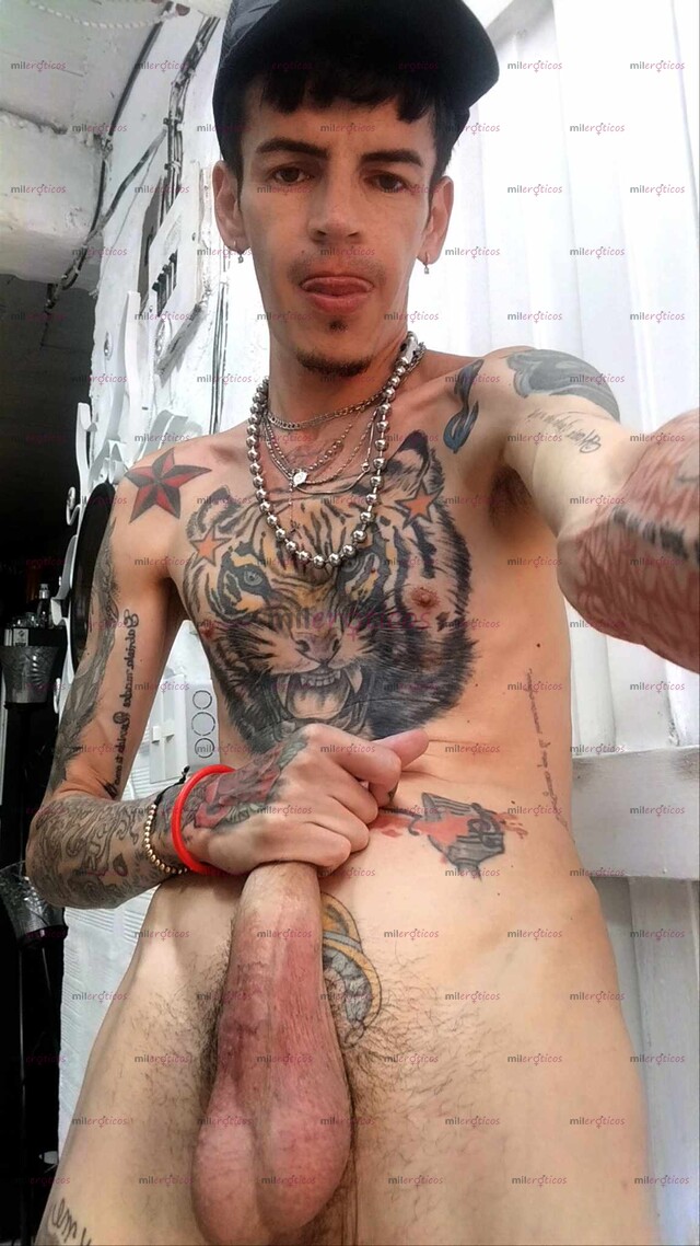 FOTOS DE FLACO ACTTIVO TATUADO MORBOSO VENDO CONTENIDO CASERO Y VIDEO LLAMADAS