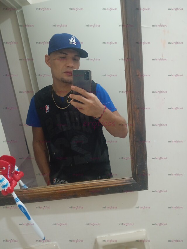 FOTOS DE CHACAL MANÍACO CON MUCHA LECHE PARA TI DISPONIBLE LAS 24 HORAS