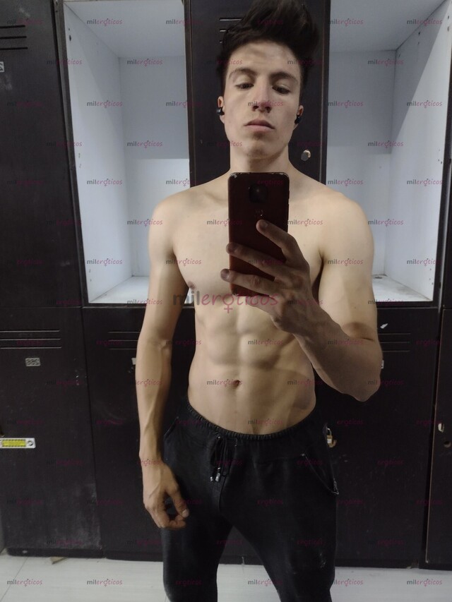 FOTOS DE NIÑO POLLA MEXICANO, ACTOR XXX, STRIPER Y CREADOR DE CONTENIDO LECHERO