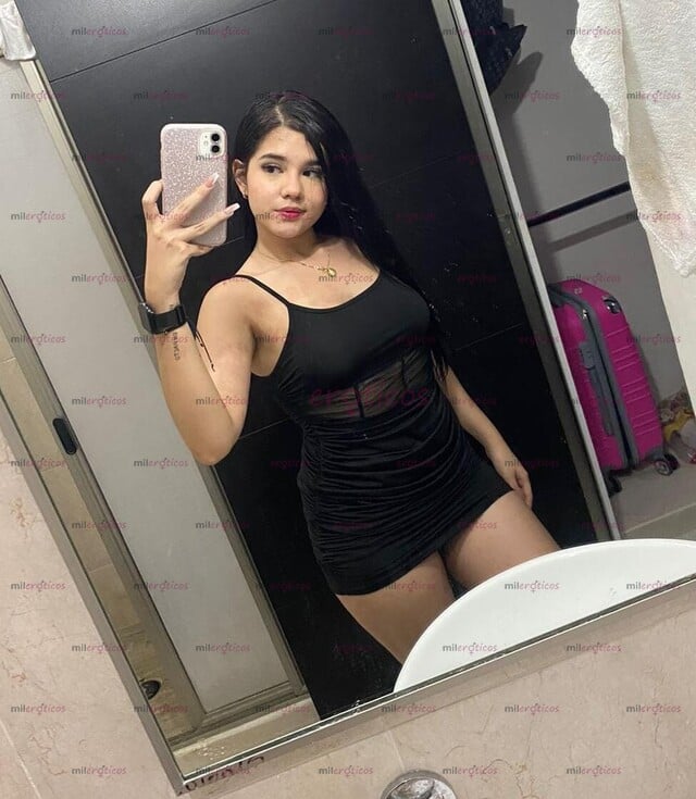 FOTOS DE RECIEN LLEGADA 19 AÑOS CACHONDA Y LISTA PARA EL SEXO
