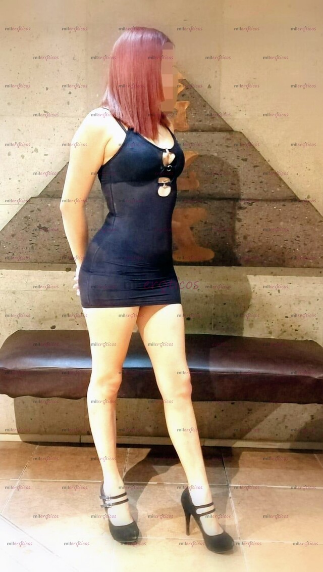 FOTOS DE HOLA ME LLAMO FERNANDA TENGO 22 AÑOS MI SERVICIO ES MUY COMPLETO BB....