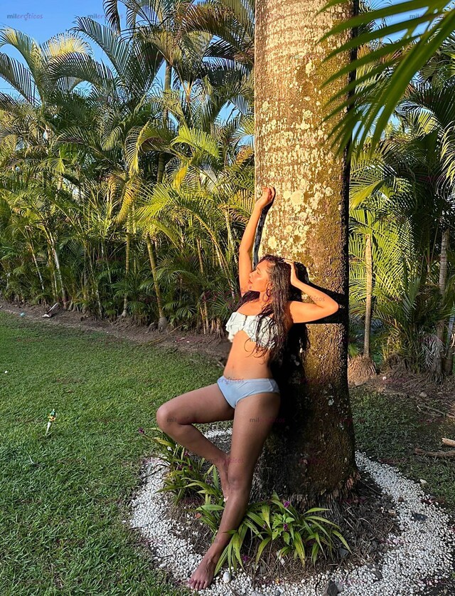 FOTOS DE HERMOSA FLACA LLANERA, NUEVA EN LA PLATAFORMA MIS SERVICIOS 100% ERÓTICOS.