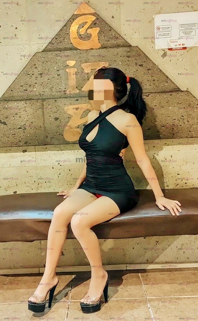 FOTOS DE MIA CHICA PETIT CHIQUITA BONITA BONITA CUERPO NALGONCITA.....