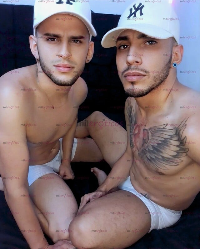 FOTOS DE VENTA DE CONTENIDO EROTICO 2 CHICOS CALIENTES 24CM 18CM MASCULINOS LECHEROS