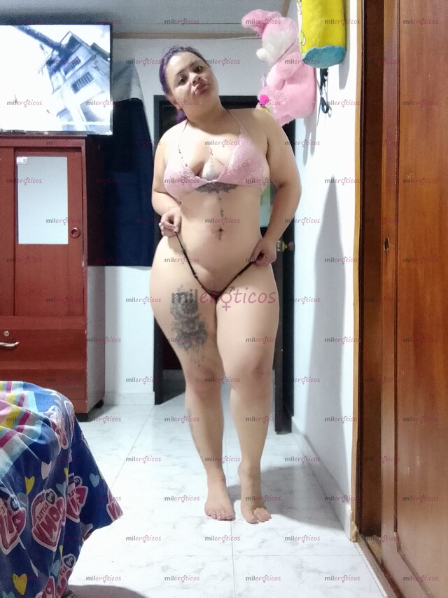FOTOS DE CURVY CON CULO GRANDE Y TETAS GRANDES CON GANAS DE COMPLACERTE