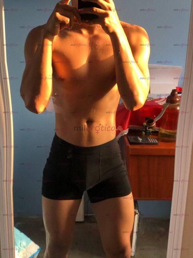 FOTOS DE JAVIER DE LA ROSA ...... JOVEN DISPONIBLE