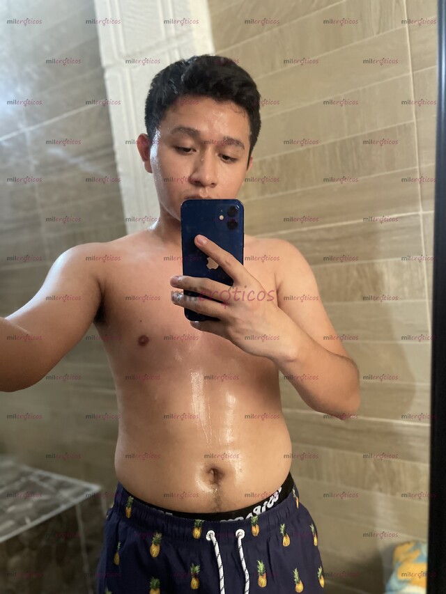 FOTOS DE JOVEN CALIENTE Y DISCRETO, EN BUSCA DE BUEN SEXO. PUEDO SER TÚ NOVIO DE MENTIRAS