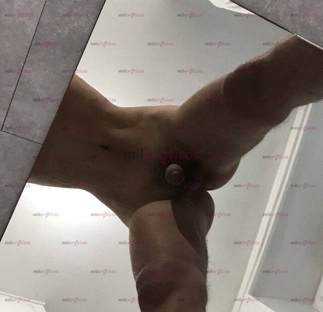 FOTOS DE NEW IN TOWN.... JAVIER .... TWINK... THE BEST