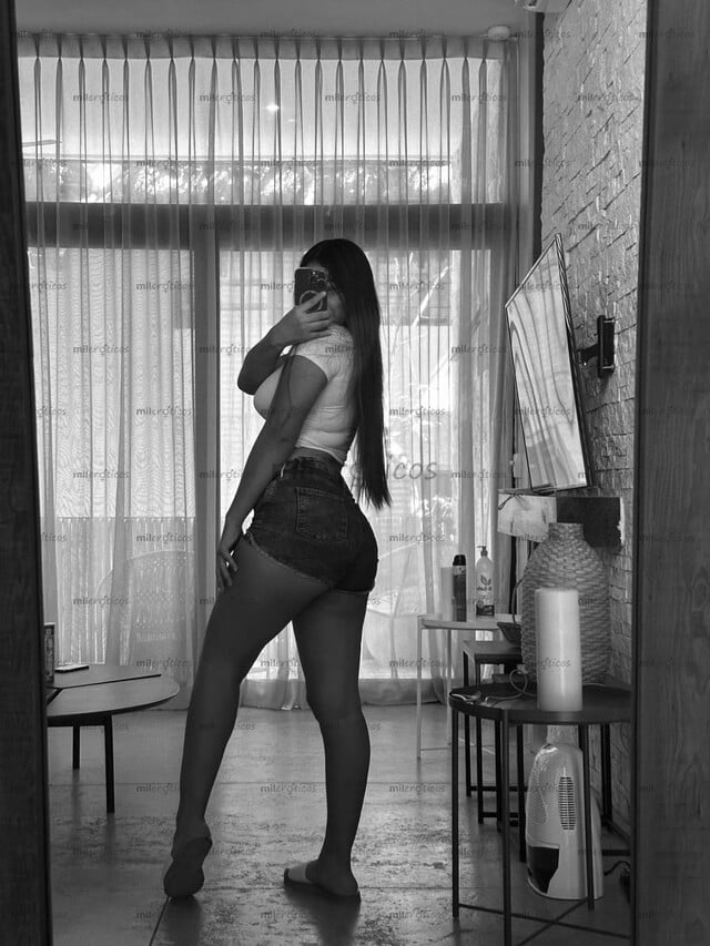 FOTOS DE LATINA JOVENCITA Y SÚPER COMPLACIENTE FOTOS 100 REALES