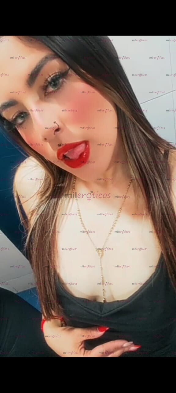 FOTOS DE CARITA DE ÁNGEL, VAGINA APRETADITA Y HUMEDA CULO GRANDE