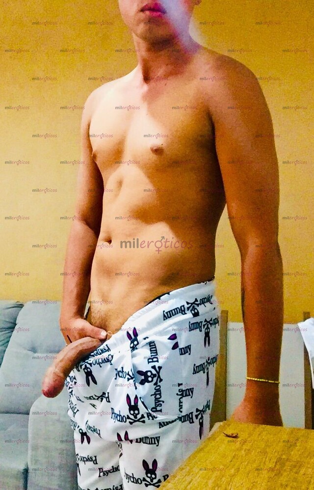 FOTOS DE COLOMBIANO, MASAJISTA EROTICO BISEXUAL A DOMICILIO!!
