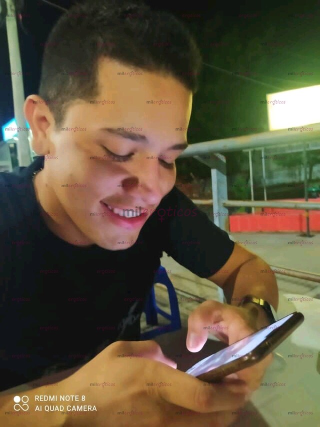 FOTOS DE CHICO VERSÁTIL ROMPE CULOS TE HARÉ SUDAR DE PLACER