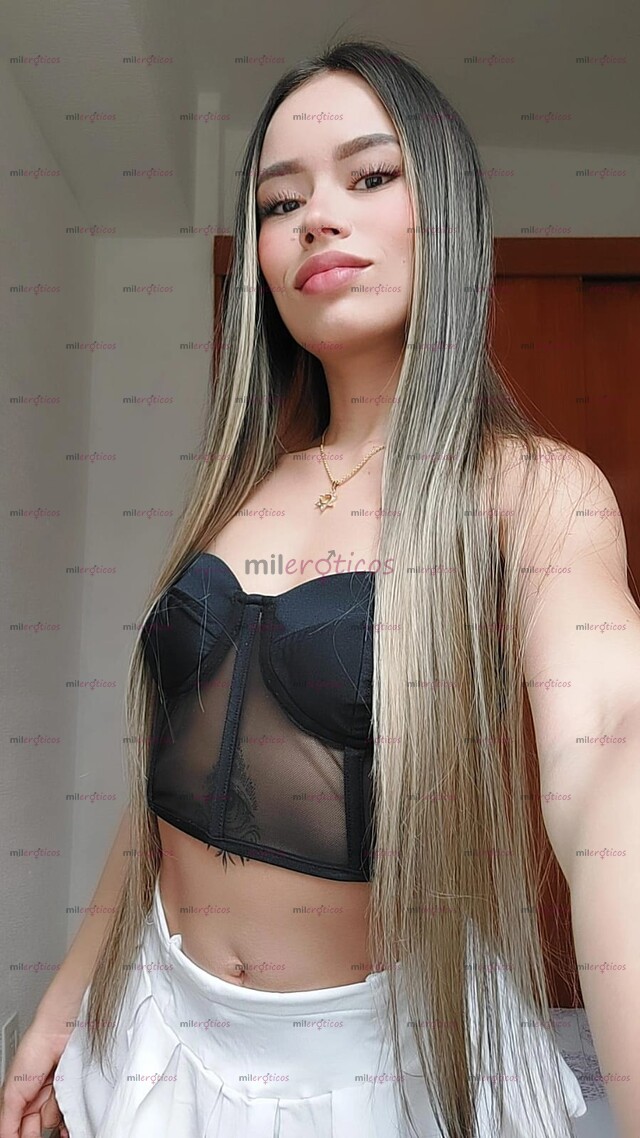 FOTOS DE MODELO COLOMBIANA RECIÉN LLEGADA A MÉRIDA, CULOTE NATURAL