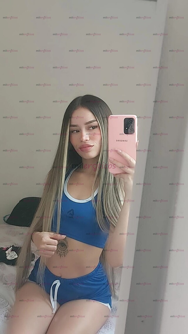 FOTOS DE MODELO COLOMBIANA RECIÉN LLEGADA A MÉRIDA, CULOTE NATURAL