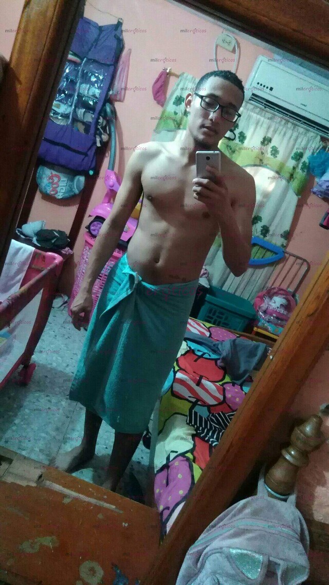 FOTOS DE FLACO SENSUAL Y PLACENTERO, AMOROSO, RESPETUOSO