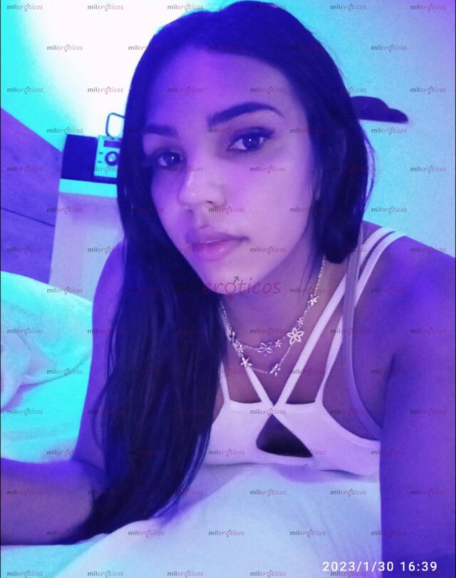 FOTOS DE DISPUESTA PARA DARTE BIEN RICO AMOR 20 CM PARA TI