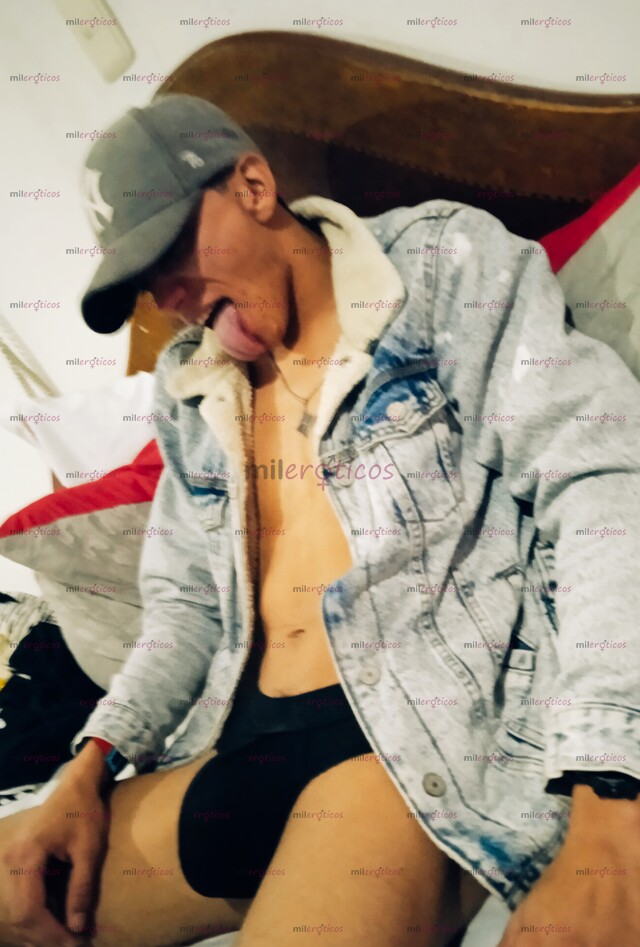 FOTOS DE POLLO COSTEÑO ACTIVO DOTADO DE 24 CM DE VERGA GRUESA