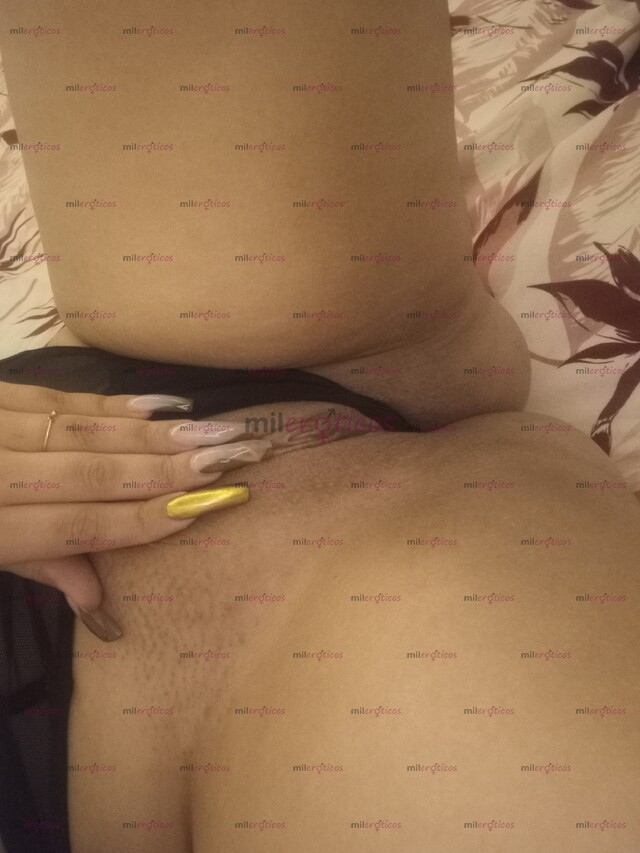 FOTOS DE CUQUITA ESTRECHA MOJADITA ESPERANDO POR TI