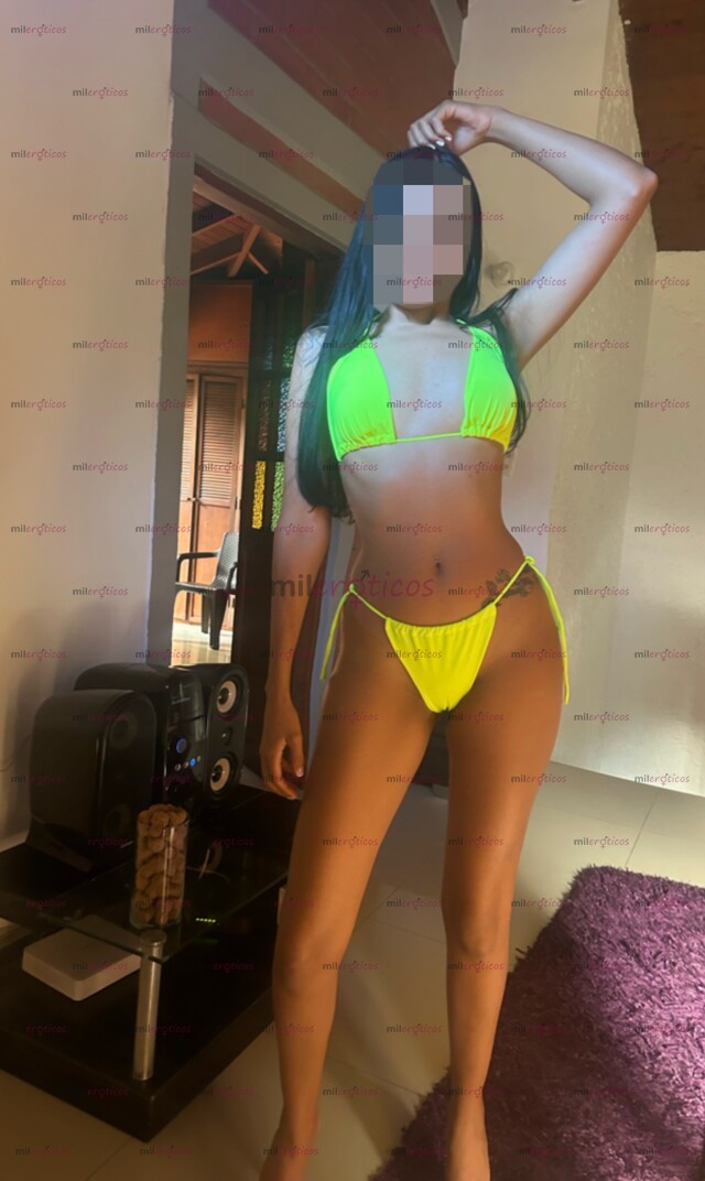 FOTOS DE MARTINA NUEVA Y HERMOSA CHICA ESBELTA ALTA FLACA TALLADORA