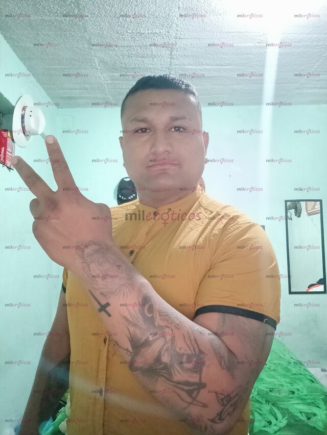 FOTOS DE SOY UN HOMBRE DE COMPAÑÍA Y MASAJISTA CON FINAL FELIZ