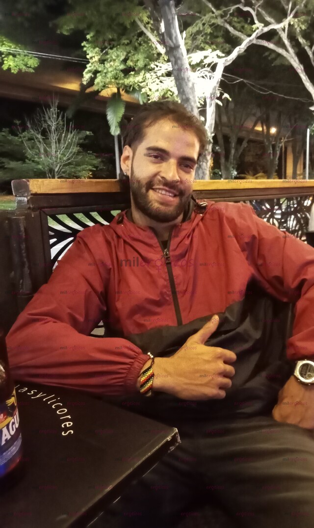 FOTOS DE JOVEN COMPLACIENTE PARA DAMAS MAYORES PARA SERVICIOS VIRTUALES Y PRESENCIALES