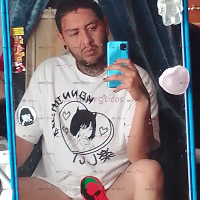 FOTOS DE PÍDEME SER LO QUE QUIERAS QUE SEA, SOY BUENO EN ESO.