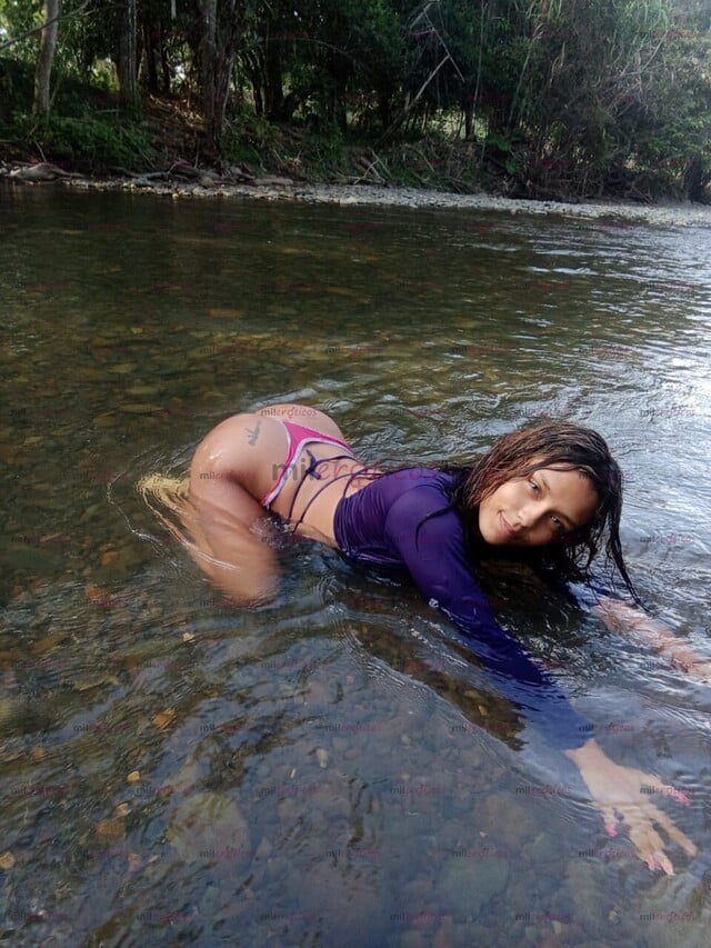 FOTOS DE GRAN NENA DESCOMPLICADA AMOROSA CARIÑOSA Y MUY SEXUAL PARA PASARLA DELICIOSO