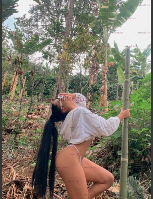 FOTOS DE MORENA PAISA SEXY CON UN CUPO HERMOSO PIEL SUAVE,Y MUY SEDUCTORA
