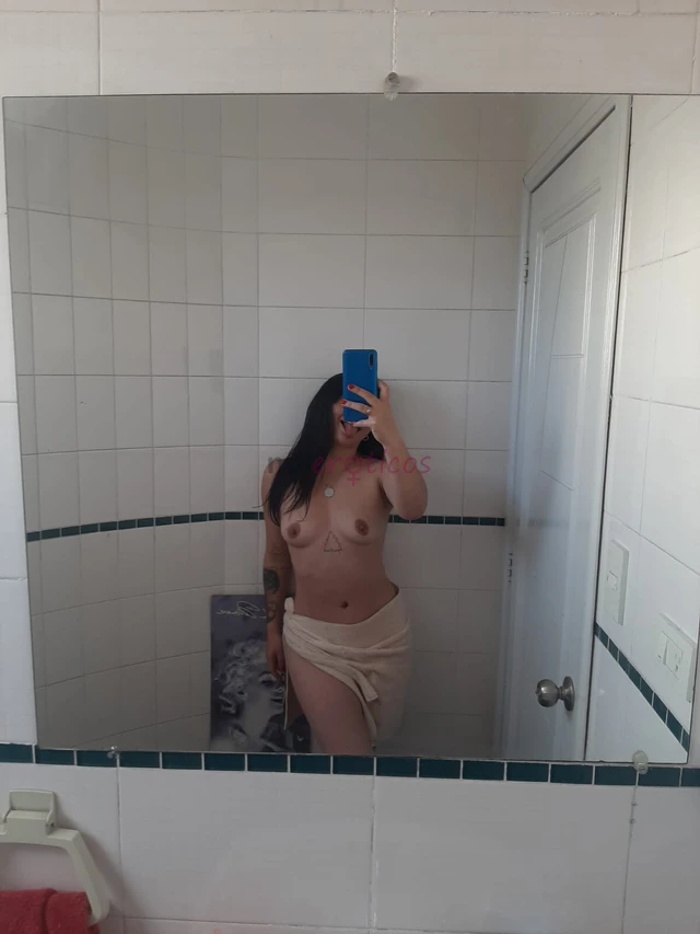 Bienvenido a mi perfil incluye parqueadero cerrado fotos 100 realesconmigo encontraras lo mejor oralte recibo en sexy lenceria hilo o leggins trato de...