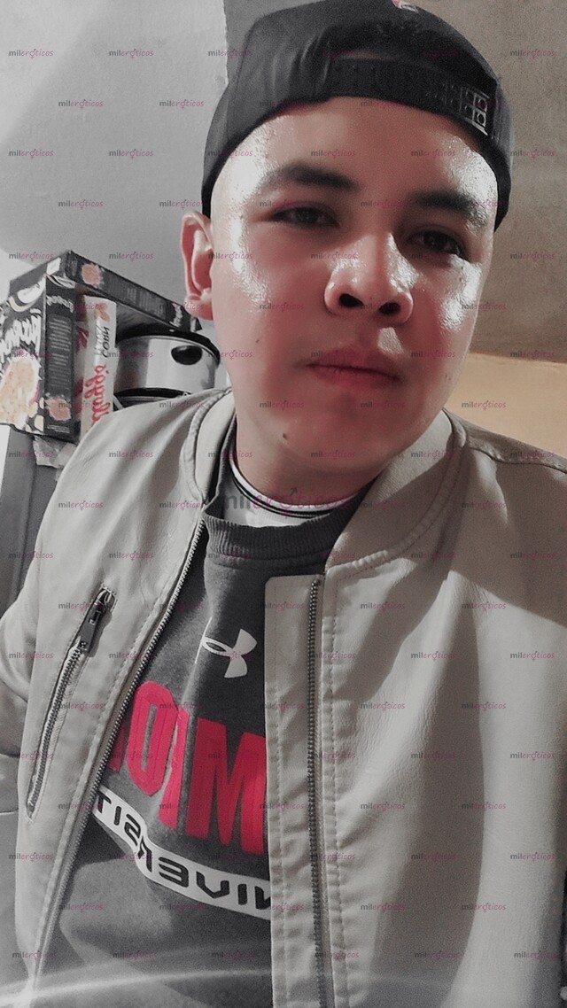 FOTOS DE JOVÉN DE 21 AÑOS LISTO PARA DAR TE PASIÓN Y SEXO