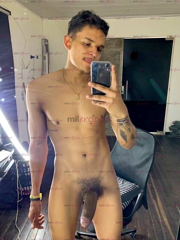 FOTOS DE LUCAS 21CM FLACO VERGON COMPLACIENTE VERSATIL