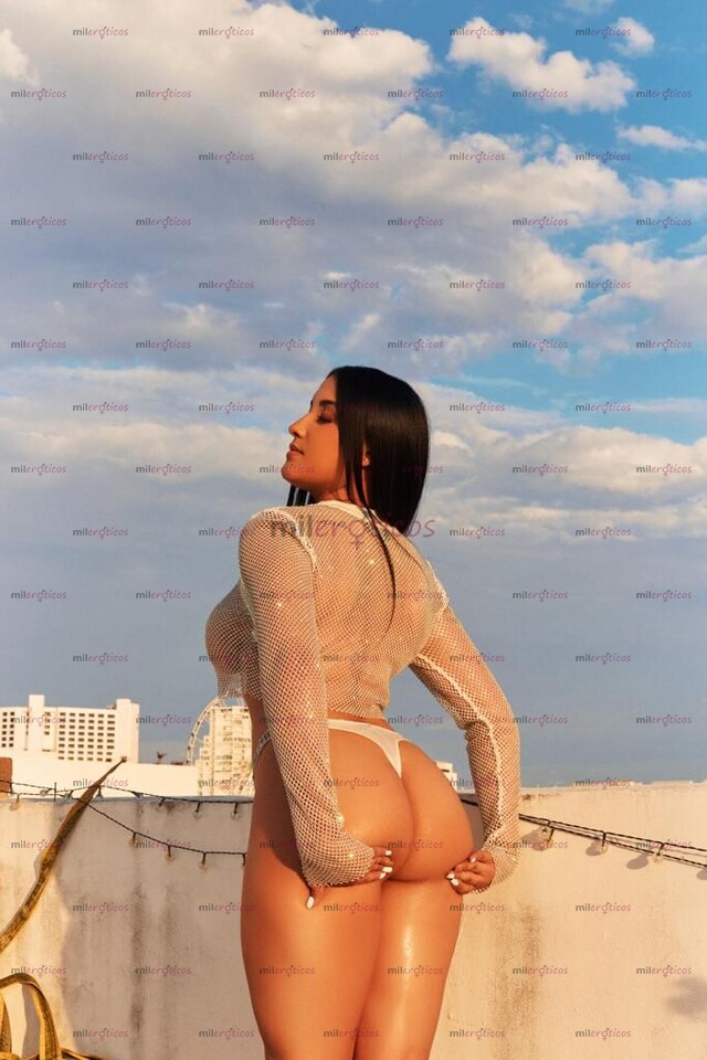 FOTOS DE MAMASITA VEN Y PIÉRDETE EN MI HERMOSO CUERPO