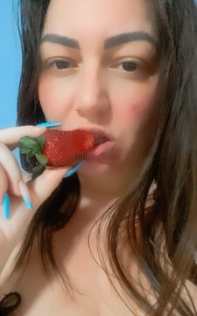 Ola venha gozar comigo ter a melhor experiencia na chamada minhas chamadas mostro o rosto converso com o cliente bem gostoso e uso brinquedinhos adoro...