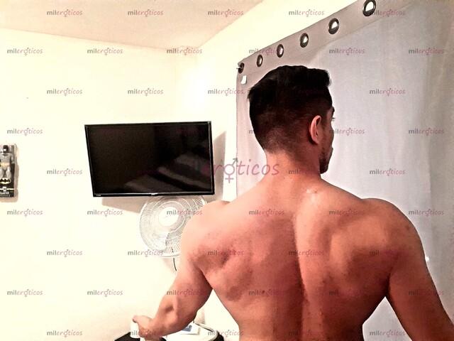 FOTOS DE PASIVO VARONIL ATLÉTICO. MUSCLE FETISH, COMPLACIENTE