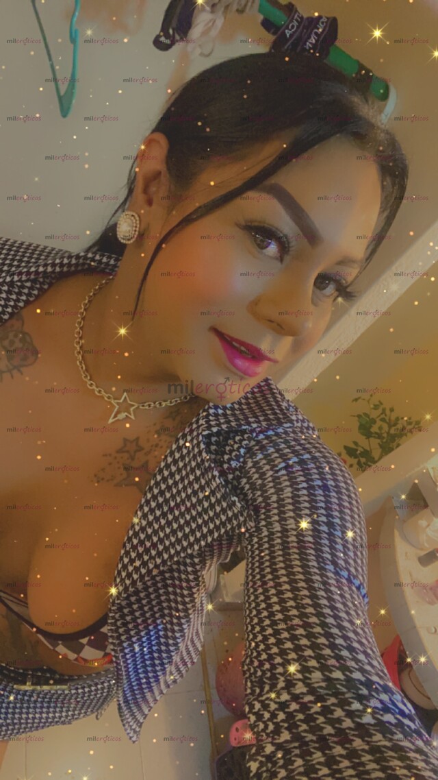 FOTOS DE MORENA COMPLACIENTE Y DOTADA DISPUESTA A COMPLACERTE