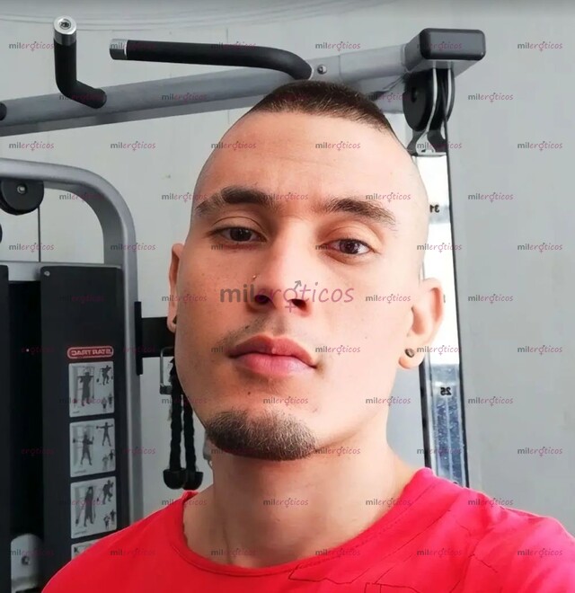 FOTOS DE JOVEN DE 28 AÑOS, ME GUSTA EL DEPORTE, LA ADRENALINA EL BUEN SEXO Y EL MORBO.