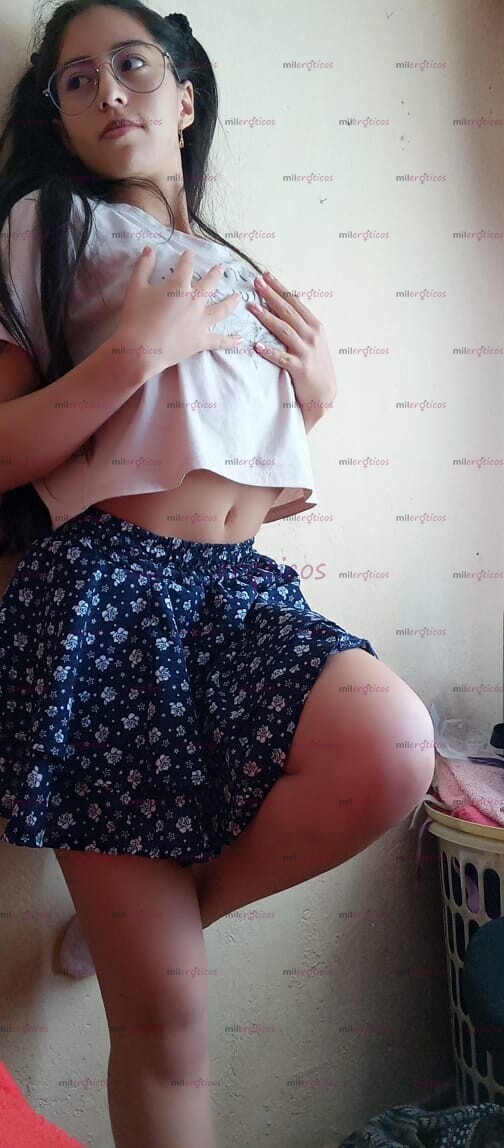 FOTOS DE JOVENCITA LINDA 18 AÑOS SUPER HOT Y TIERNA. TE OFREZCO SOLO MI PACK MUY RICO