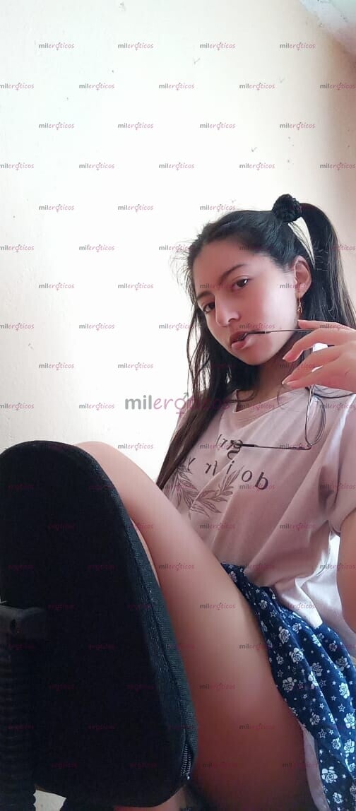 FOTOS DE JOVENCITA LINDA 18 AÑOS SUPER HOT Y TIERNA. TE OFREZCO SOLO MI PACK MUY RICO