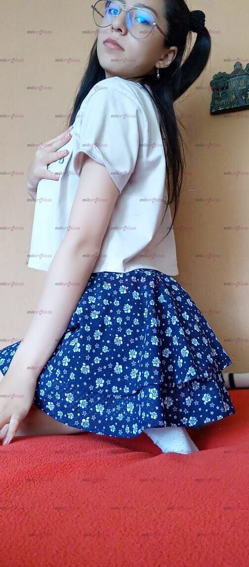 FOTOS DE JOVENCITA LINDA 18 AÑOS SUPER HOT Y TIERNA. TE OFREZCO SOLO MI PACK MUY RICO