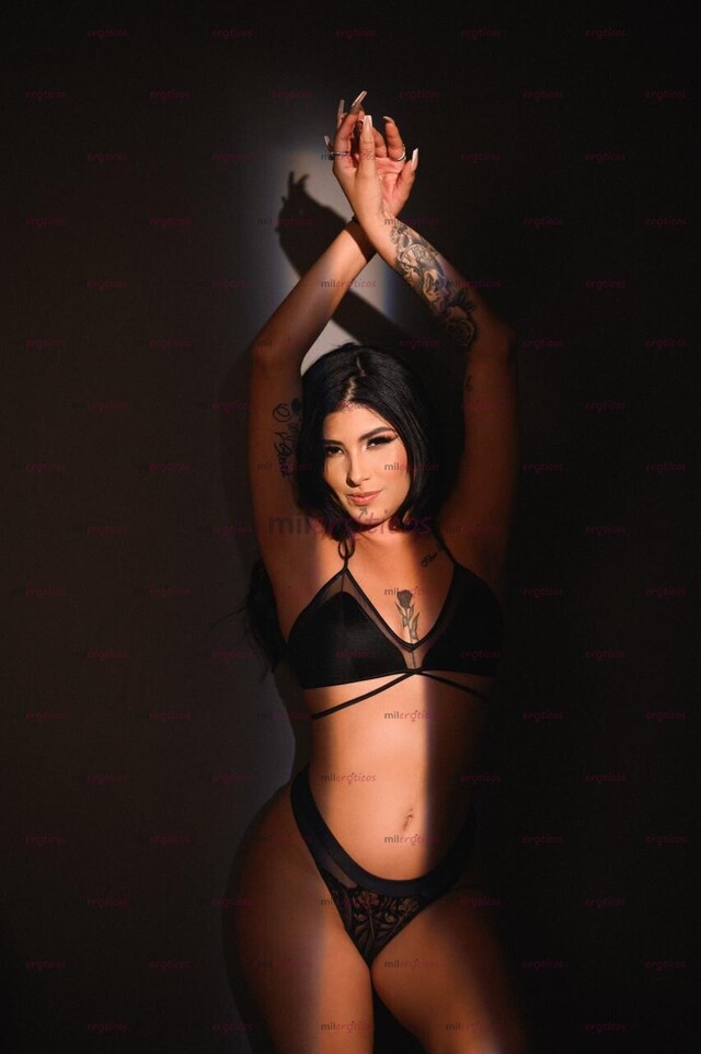 FOTOS DE CHICA UNIVERSITARIA 20 AÑOS DE EDAD 1.70 DE ESTATURA