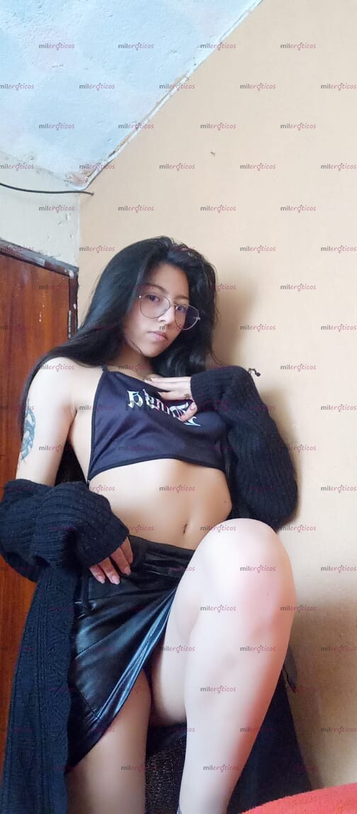 FOTOS DE JOVENCITA LINDA 18 AÑOS SUPER HOT Y TIERNA. TE OFREZCO SOLO MI PACK MUY RICO
