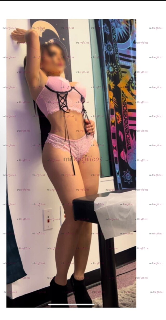 FOTOS DE HERMOSA Y ATRACTIVA CHICA SENSUAL DISPUESTA A COMPLACERTE